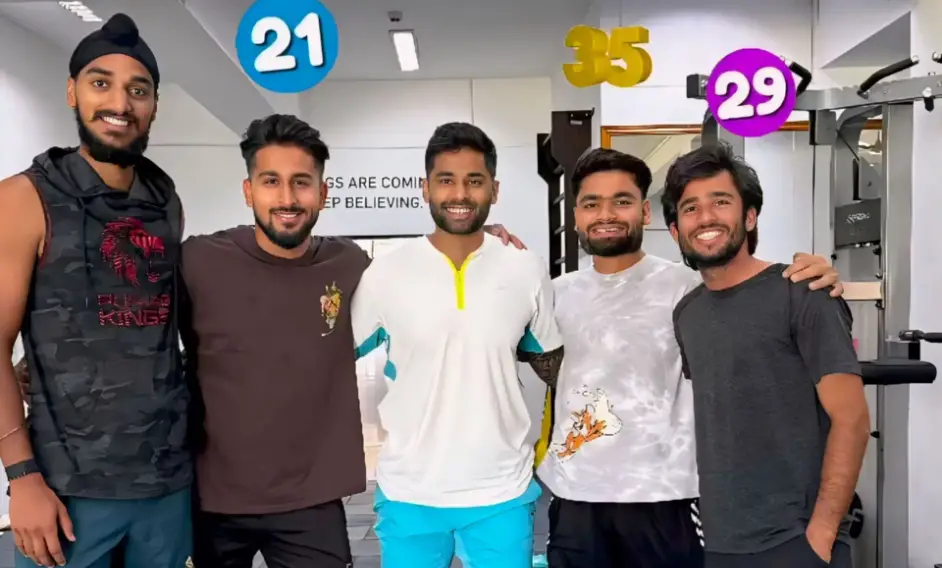 Suryakumar Yadav Poses with NCA Mates Ahead of IPL 2024