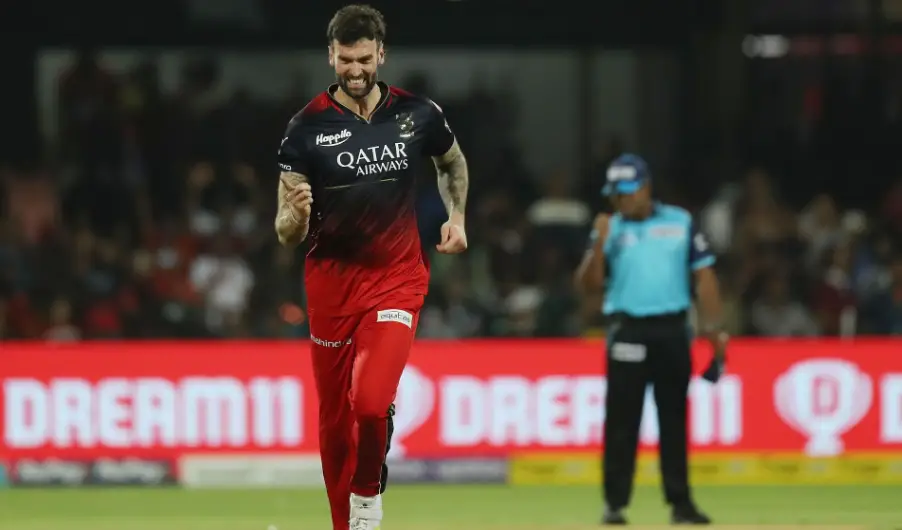 Reece Topley's Stunning Catch Sends Rohit Sharma Packing in IPL 2024 Clash