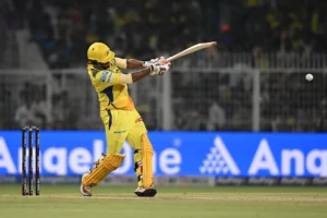 csk-young-ipl-2025-team-member-shares-selfie-with-ravindra-jadeja